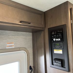 2021 Thor Motor Coach Class C RV Chateau 31EV