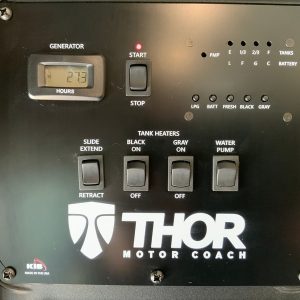 2020 Thor Motor Coach Class C RV CHATEAU 31W