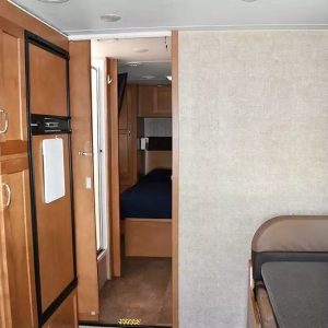 2018 Winnebago Class C RV Minnie Winnie 31K