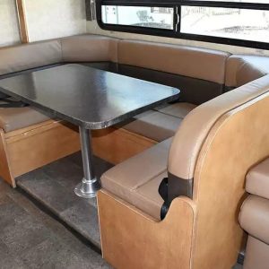 2018 Winnebago Class C RV Minnie Winnie 31K