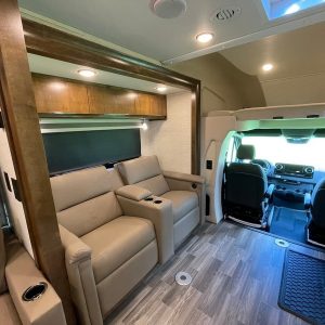 2020 Tiffin Motorhomes Class C RV WAYFARER 25RW