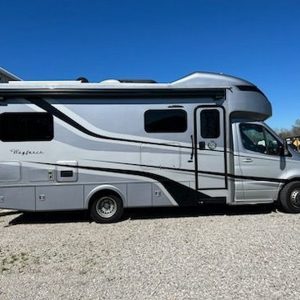 2020 Tiffin Motorhomes Class C RV Wayfarer 24TW