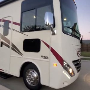 2019 Thor Motor Coach Class A RV HURRICANE 29M