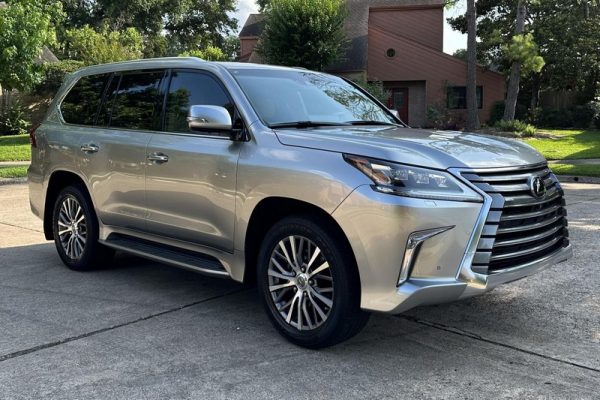 2019 Lexus LX 570