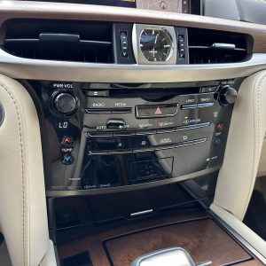 2019 Lexus LX 570