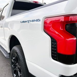 2022 Ford F-150 Lightning Lariat